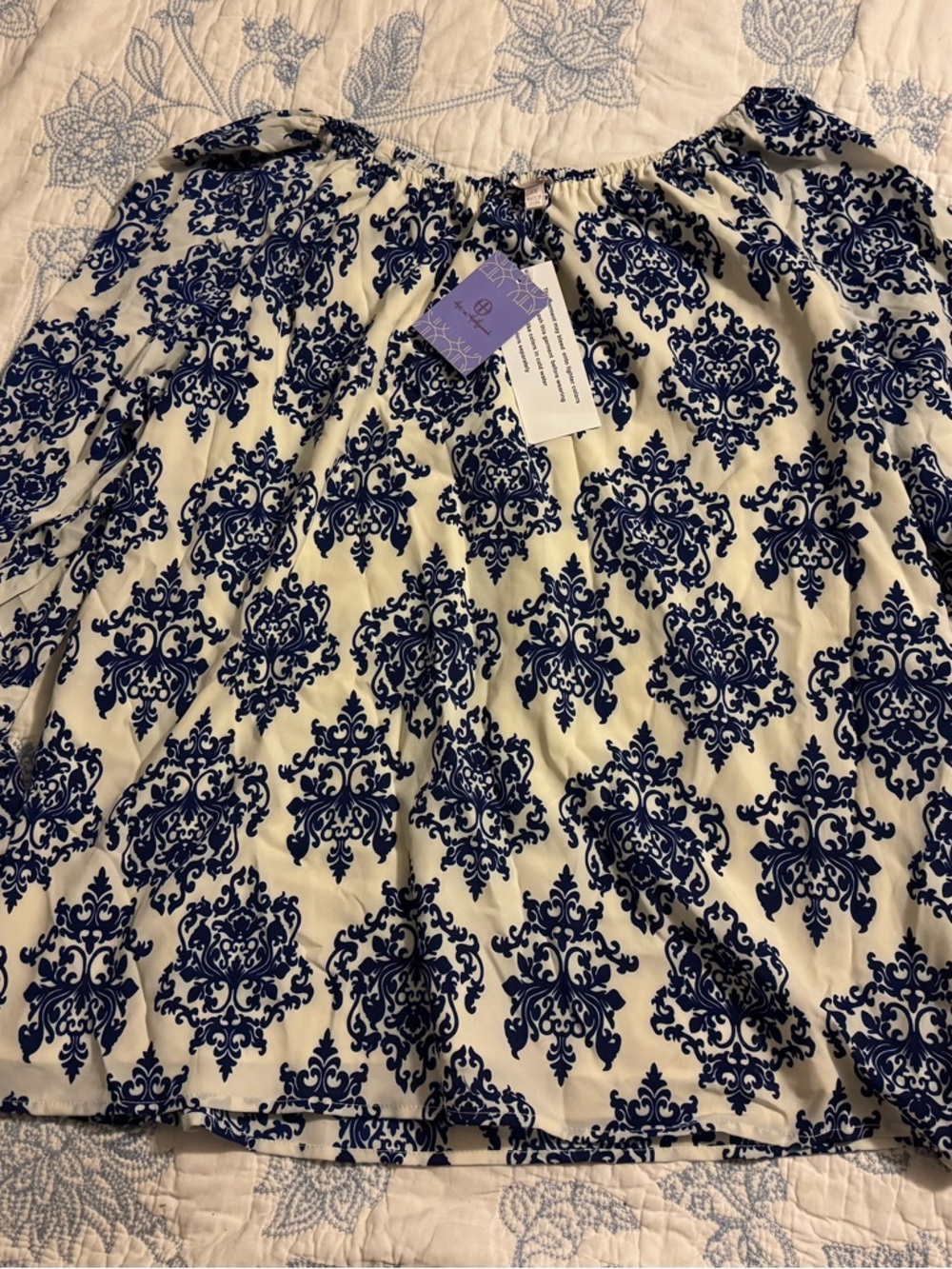 Hot in Hollywood Cream and Navy Damask Off-Shoulder Blouse🩷